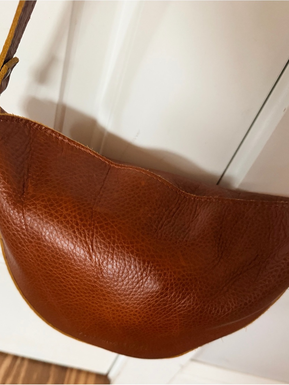 Portland Leather Tan Brown Crossbody Bag with Yellow Trim - Picture 9 of 9